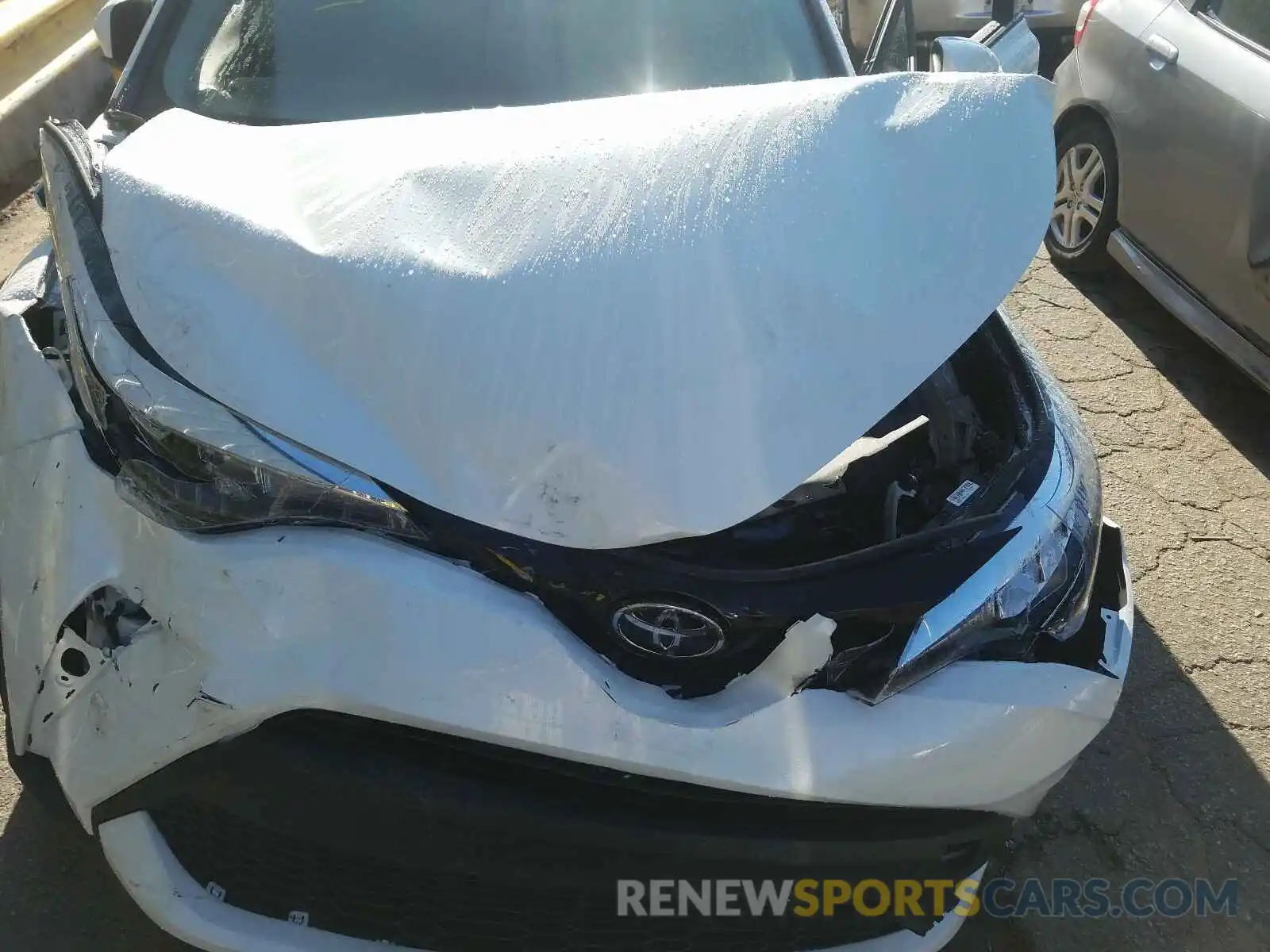 7 Photograph of a damaged car NMTKHMBX9LR111343 TOYOTA C-HR 2020