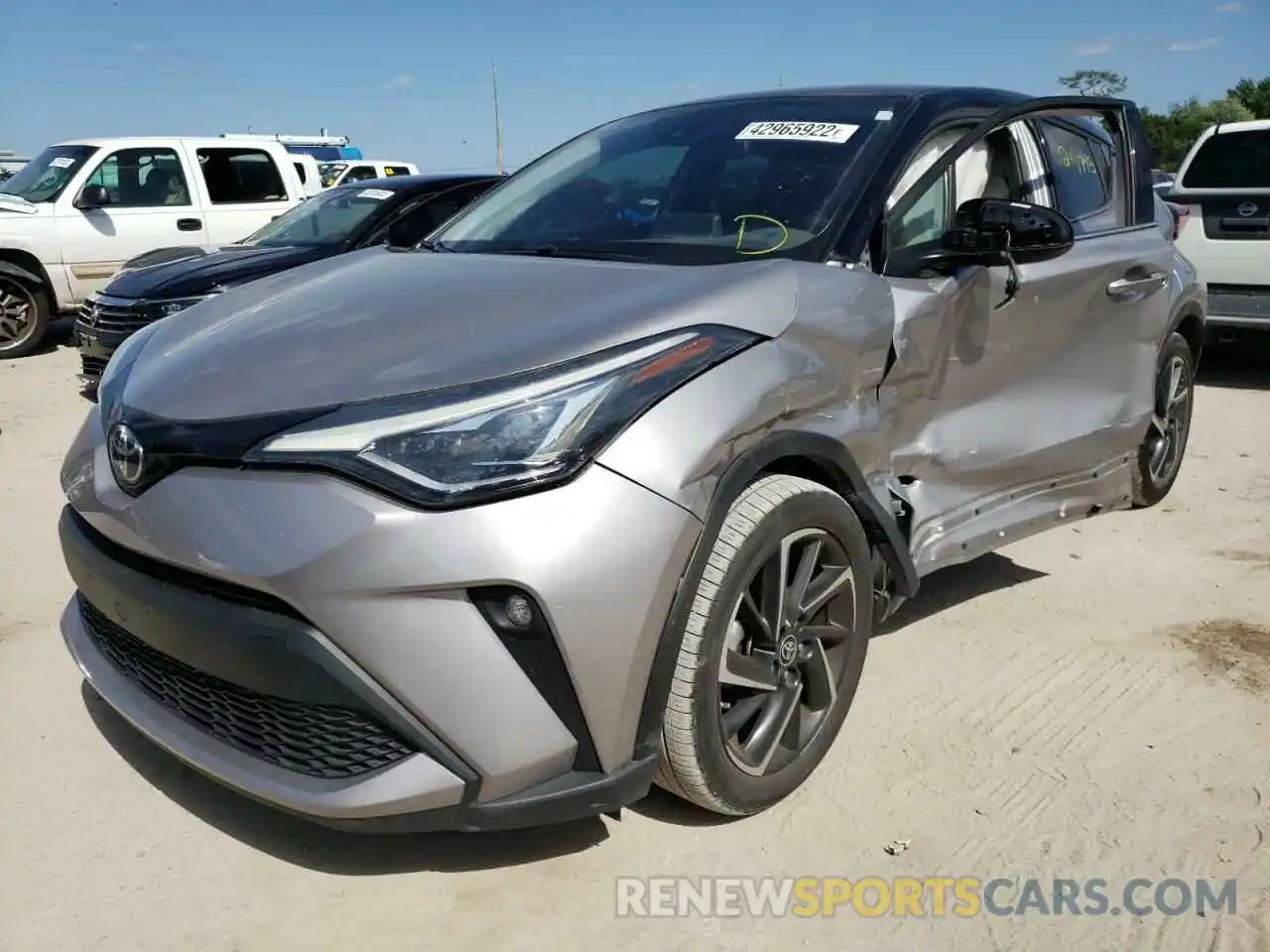 2 Photograph of a damaged car NMTKHMBX9LR112122 TOYOTA C-HR 2020