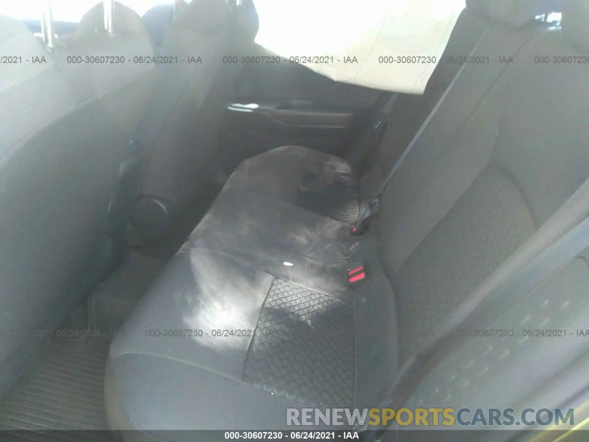 8 Photograph of a damaged car NMTKHMBX9LR114842 TOYOTA C-HR 2020