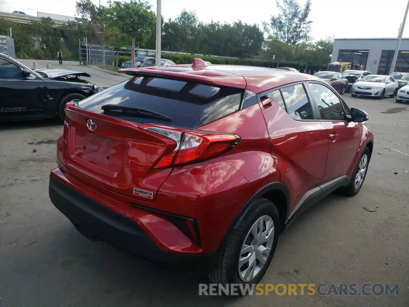 4 Photograph of a damaged car NMTKHMBXXLR104692 TOYOTA C-HR 2020