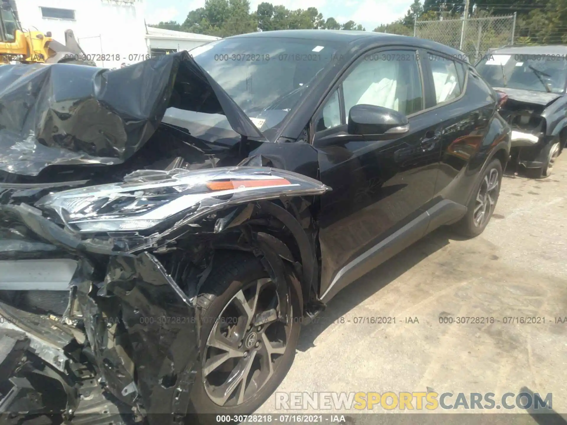 2 Photograph of a damaged car NMTKHMBXXLR108077 TOYOTA C-HR 2020