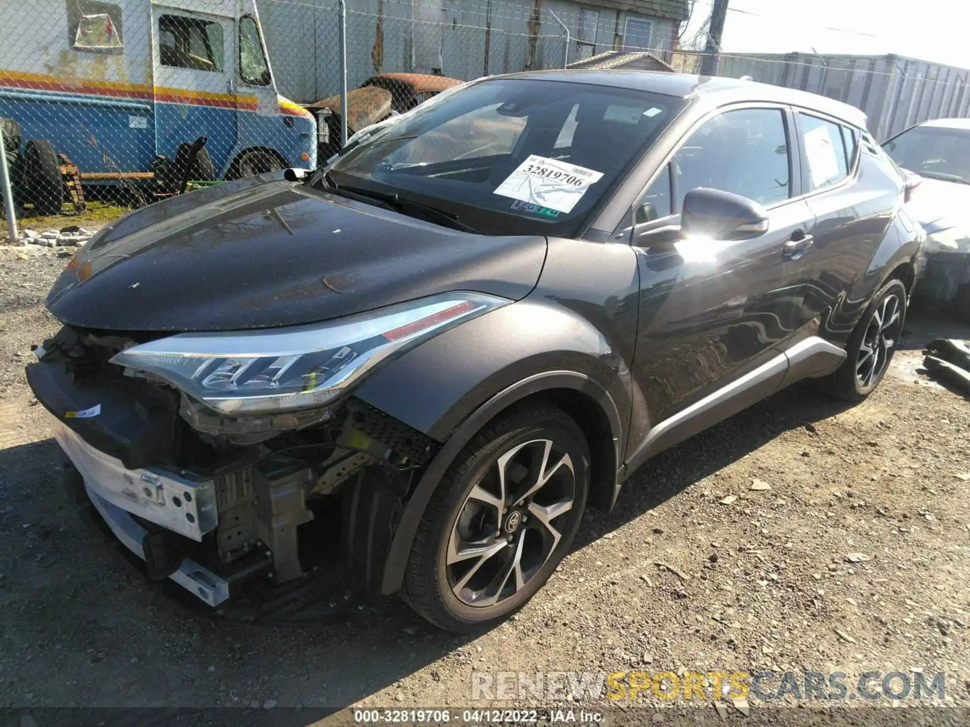 2 Photograph of a damaged car NMTKHMBXXLR109410 TOYOTA C-HR 2020