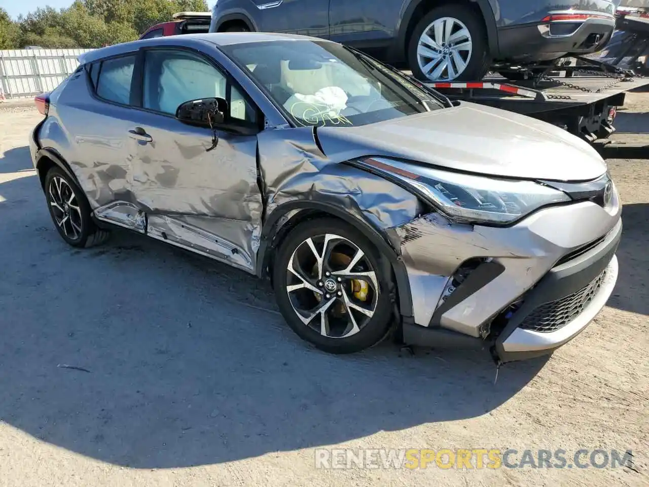 9 Photograph of a damaged car NMTKHMBXXLR111383 TOYOTA C-HR 2020