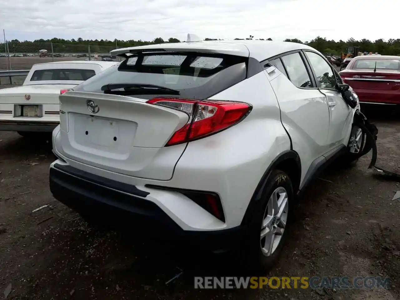 4 Photograph of a damaged car NMTKHMBXXLR113246 TOYOTA C-HR 2020