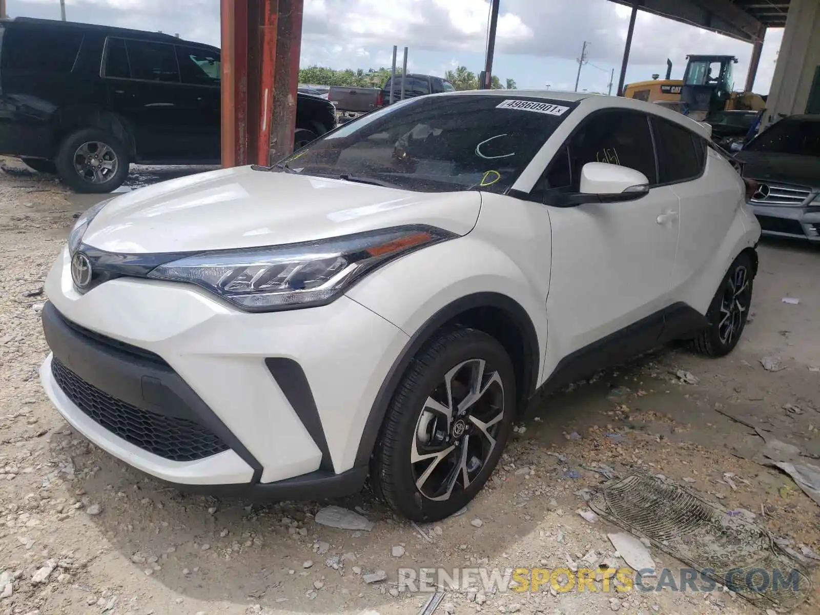 2 Photograph of a damaged car NMTKHMBXXLR114008 TOYOTA C-HR 2020