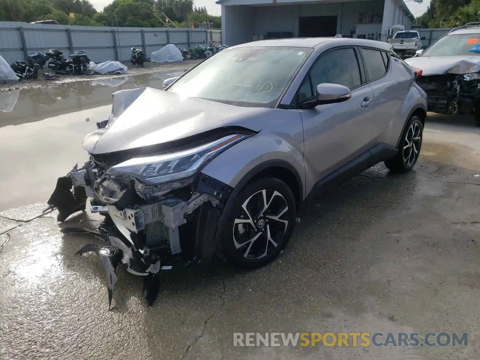 2 Photograph of a damaged car NMTKHMBXXLR116180 TOYOTA C-HR 2020