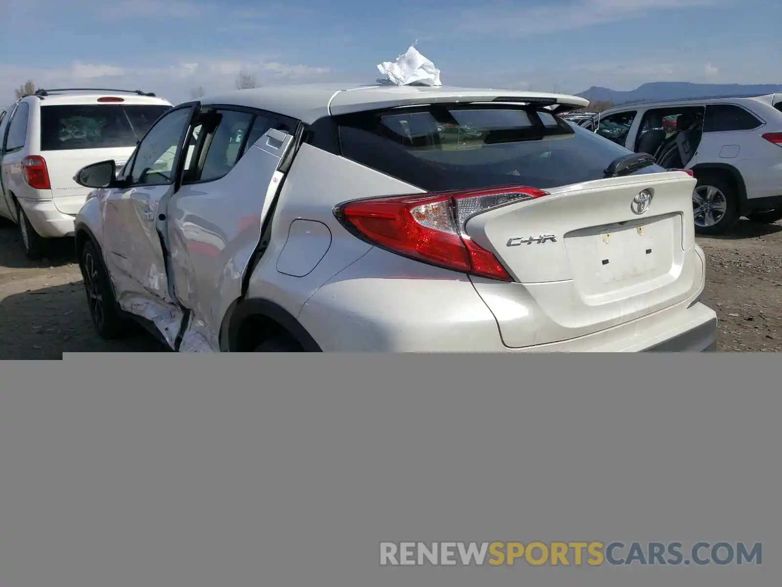 3 Photograph of a damaged car JTNKHMBX0M1096095 TOYOTA C-HR 2021