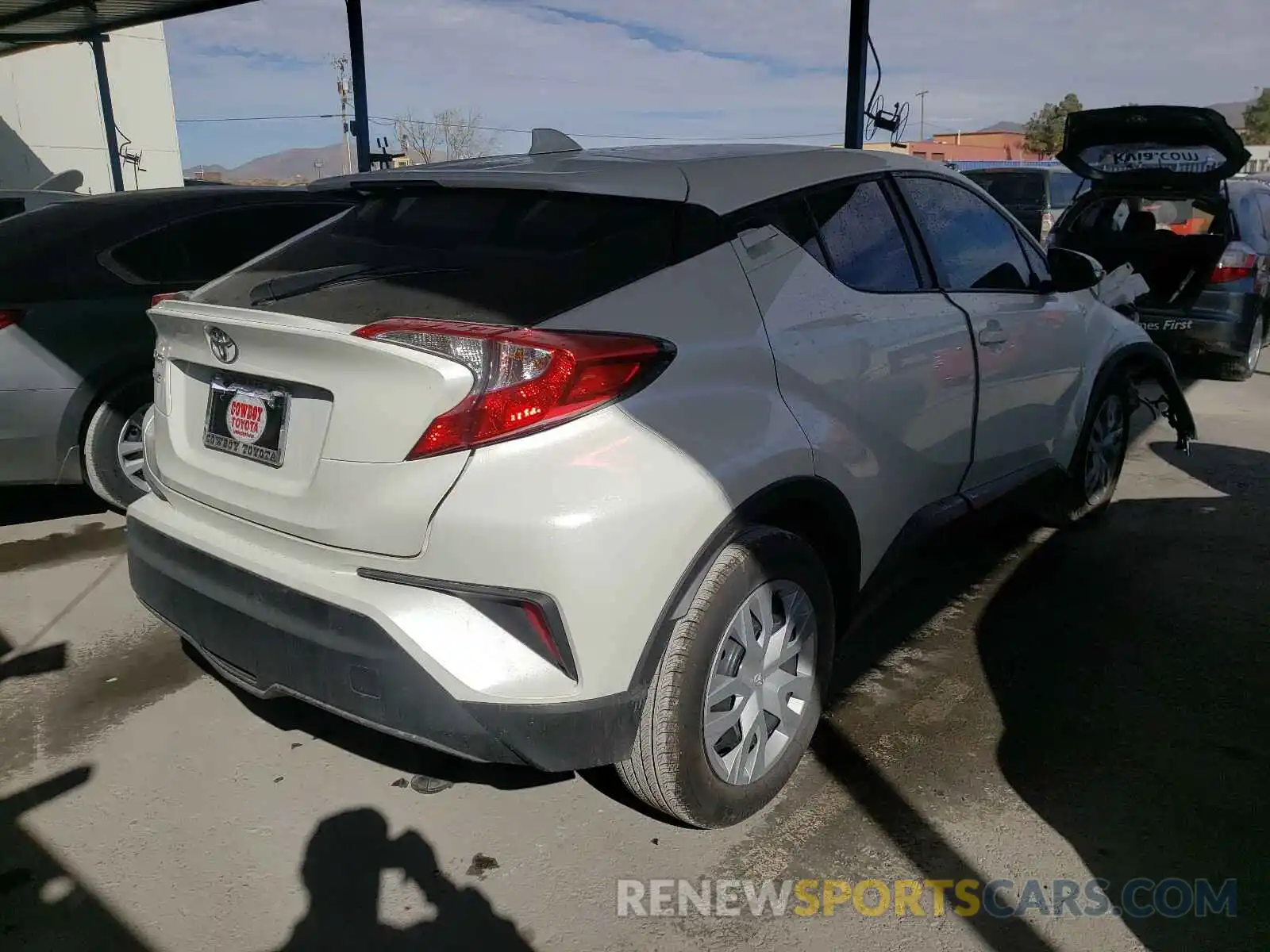 4 Photograph of a damaged car JTNKHMBX0M1098025 TOYOTA C-HR 2021