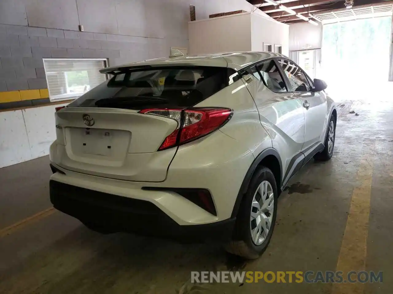 4 Photograph of a damaged car JTNKHMBX0M1107175 TOYOTA C-HR 2021