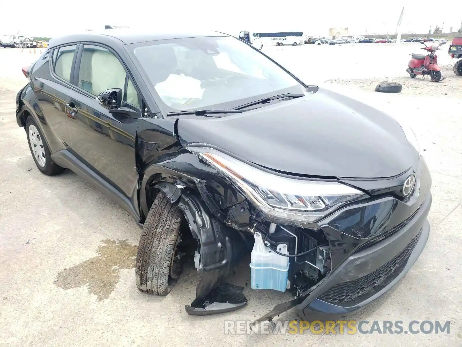 1 Photograph of a damaged car JTNKHMBX1M1108870 TOYOTA C-HR 2021