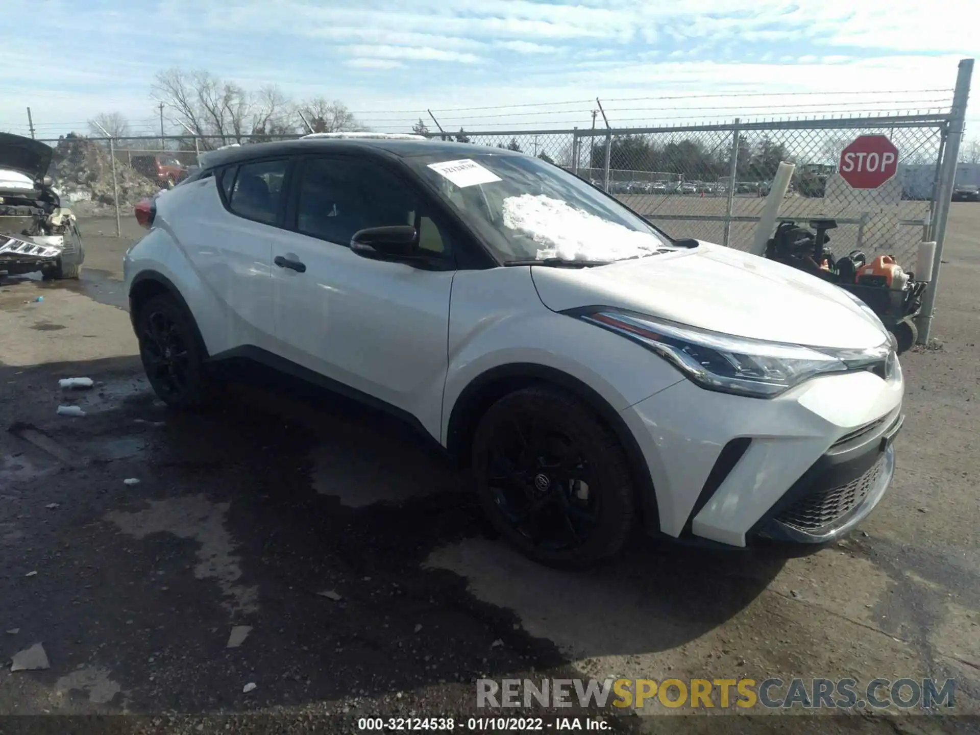 1 Photograph of a damaged car JTNKHMBX1M1112224 TOYOTA C-HR 2021