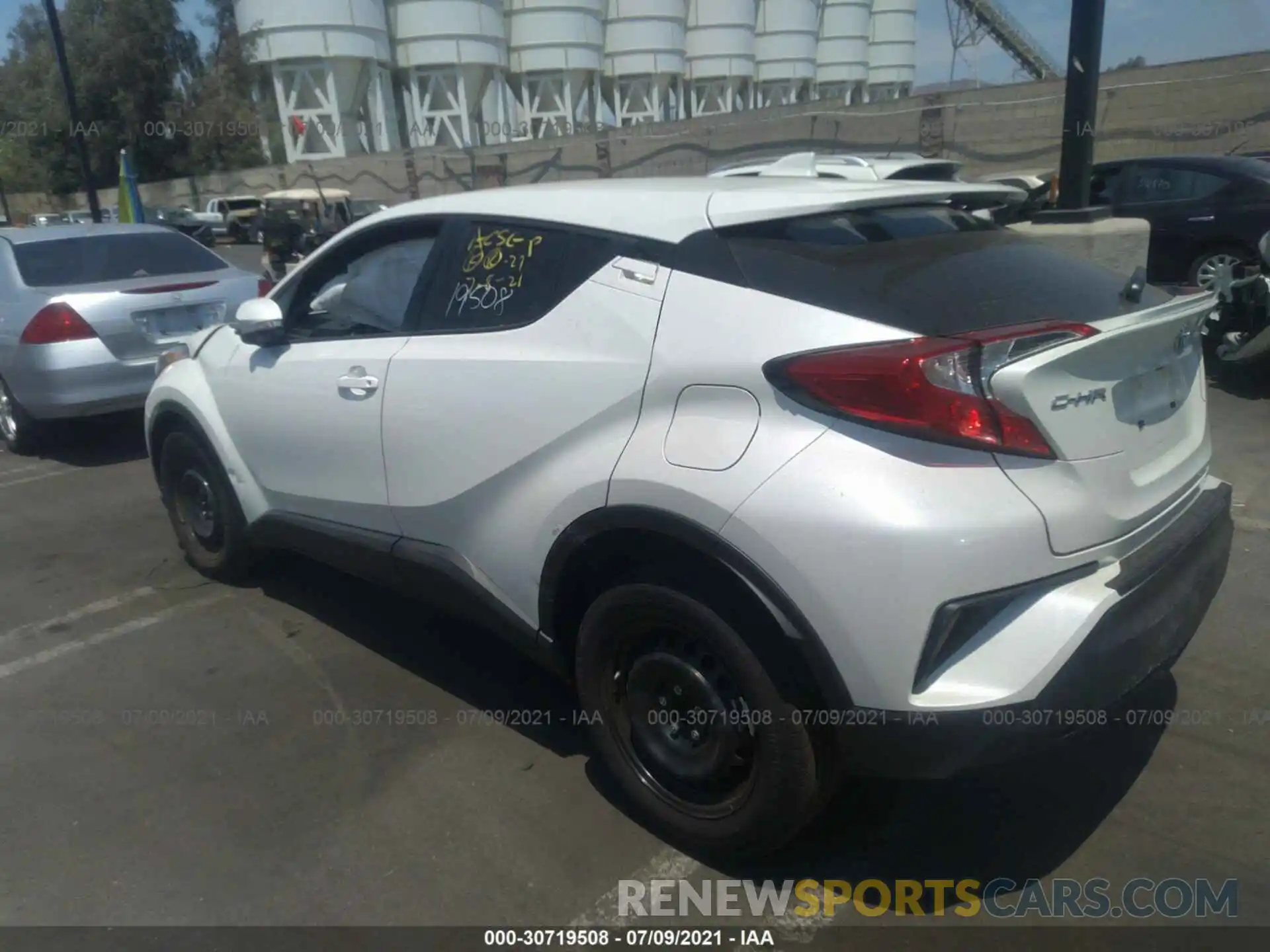 3 Photograph of a damaged car JTNKHMBX1M1112644 TOYOTA C-HR 2021