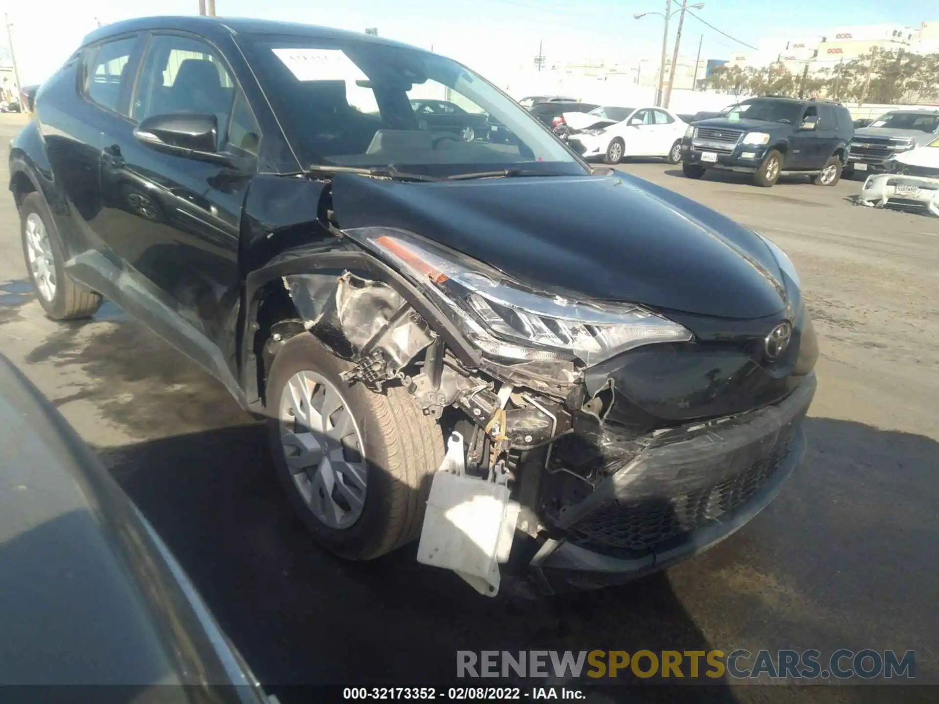 1 Photograph of a damaged car JTNKHMBX1M1113809 TOYOTA C-HR 2021