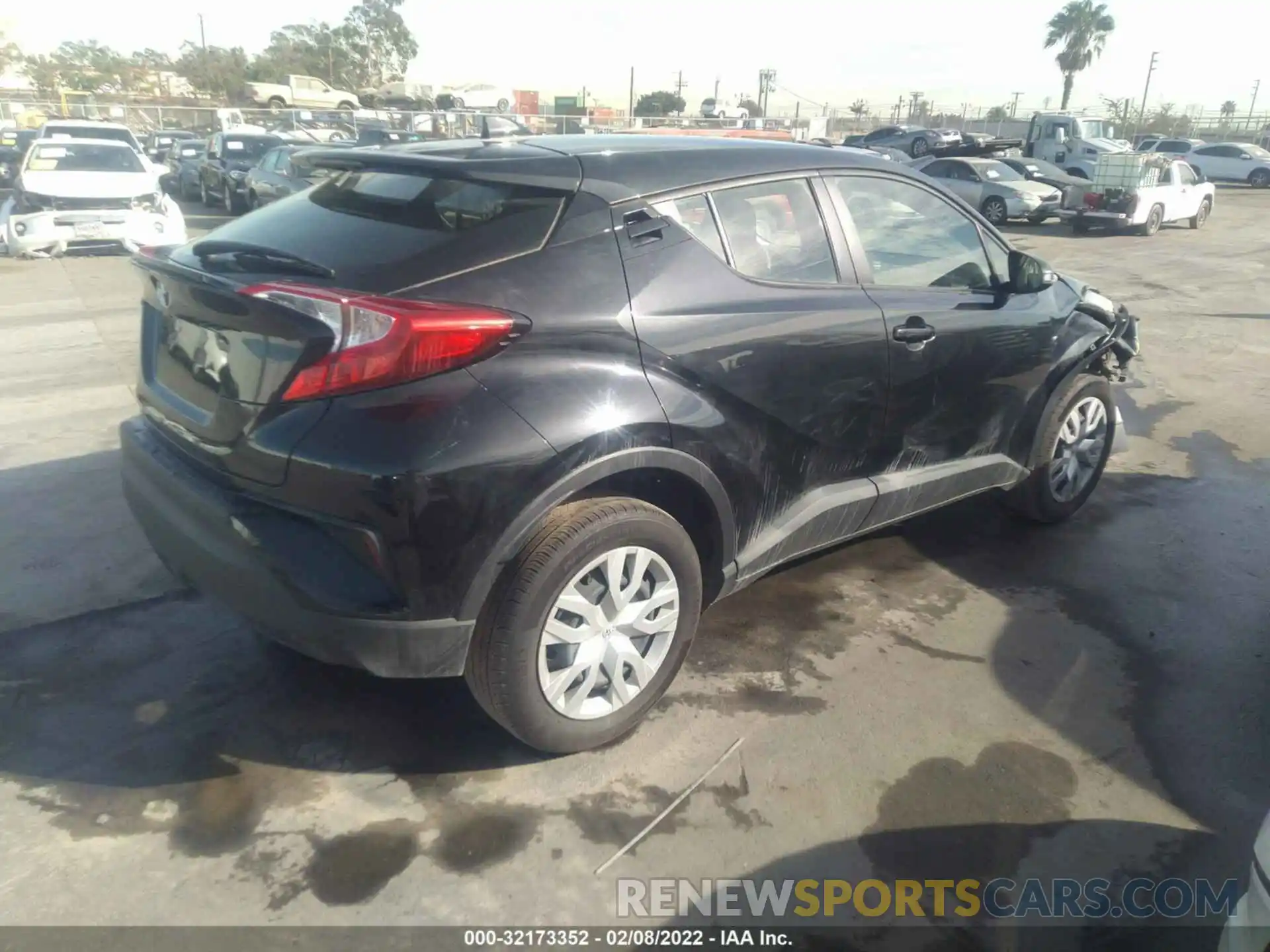 4 Photograph of a damaged car JTNKHMBX1M1113809 TOYOTA C-HR 2021