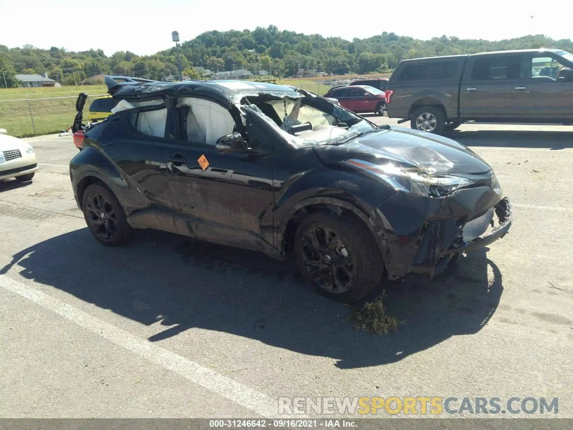 1 Photograph of a damaged car JTNKHMBX1M1122915 TOYOTA C-HR 2021