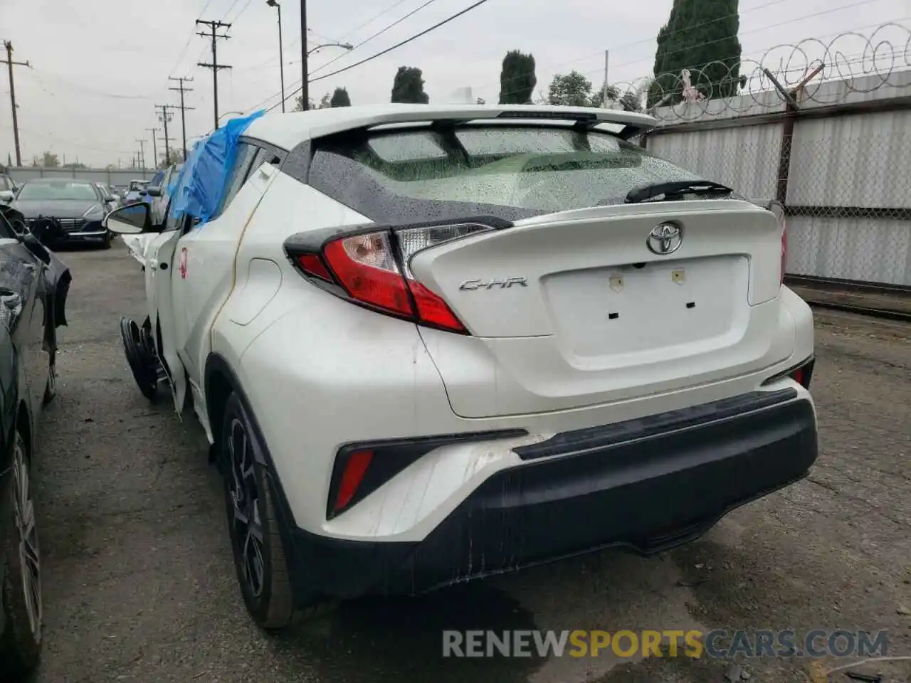 3 Photograph of a damaged car JTNKHMBX2M1111213 TOYOTA C-HR 2021