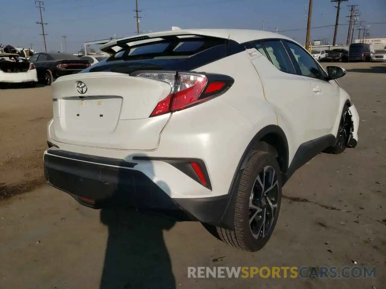 4 Photograph of a damaged car JTNKHMBX2M1111213 TOYOTA C-HR 2021