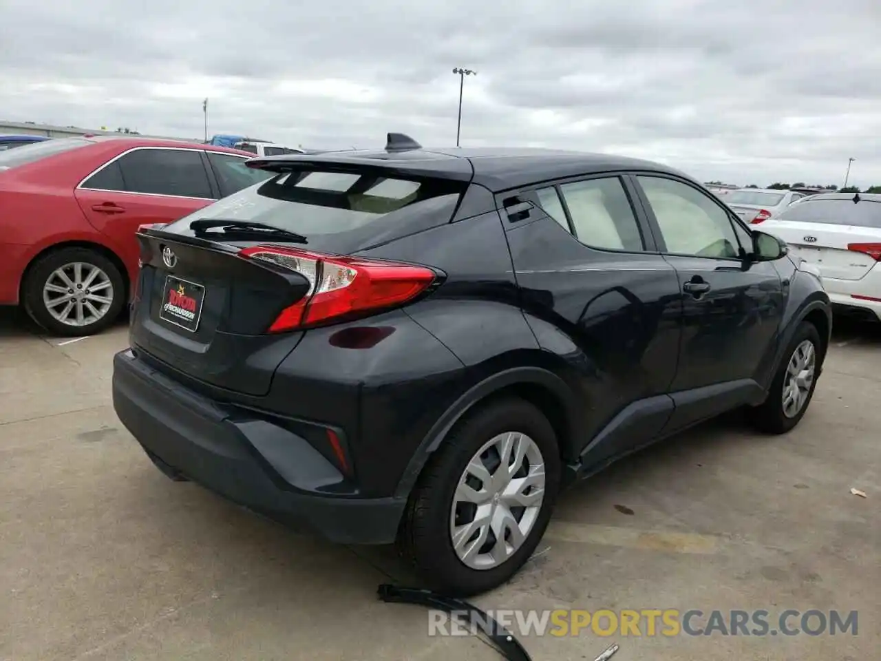 4 Photograph of a damaged car JTNKHMBX2M1112278 TOYOTA C-HR 2021