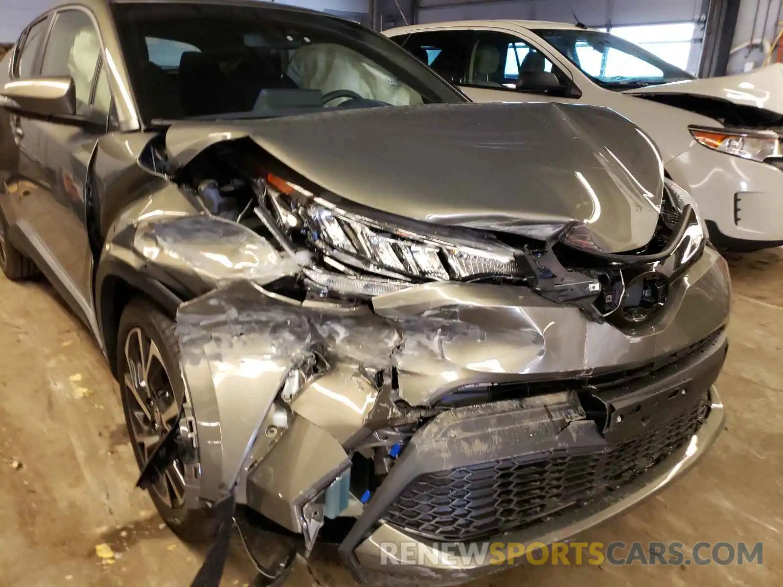 10 Photograph of a damaged car JTNKHMBX2M1119392 TOYOTA C-HR 2021