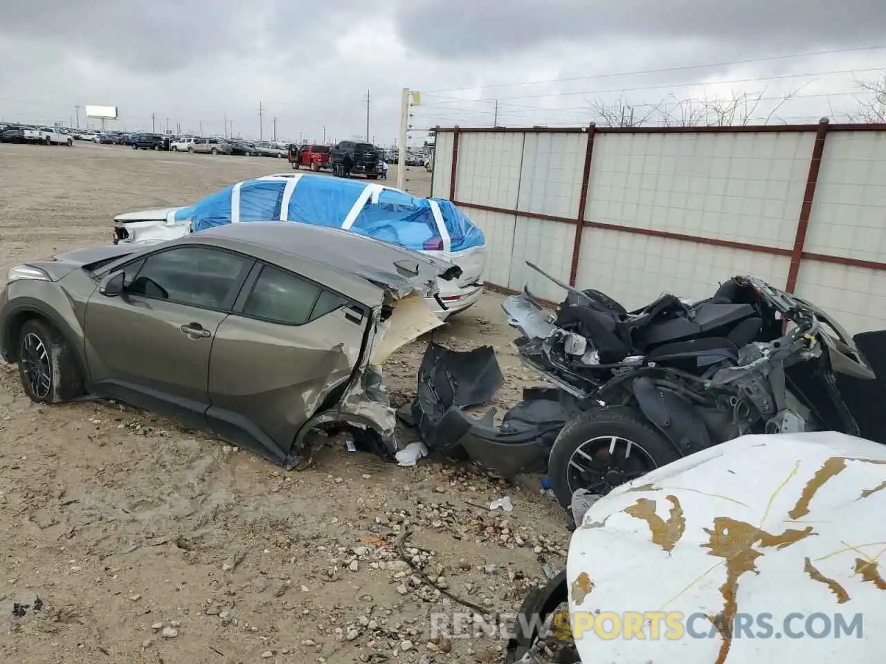 2 Photograph of a damaged car JTNKHMBX3M1095927 TOYOTA C-HR 2021