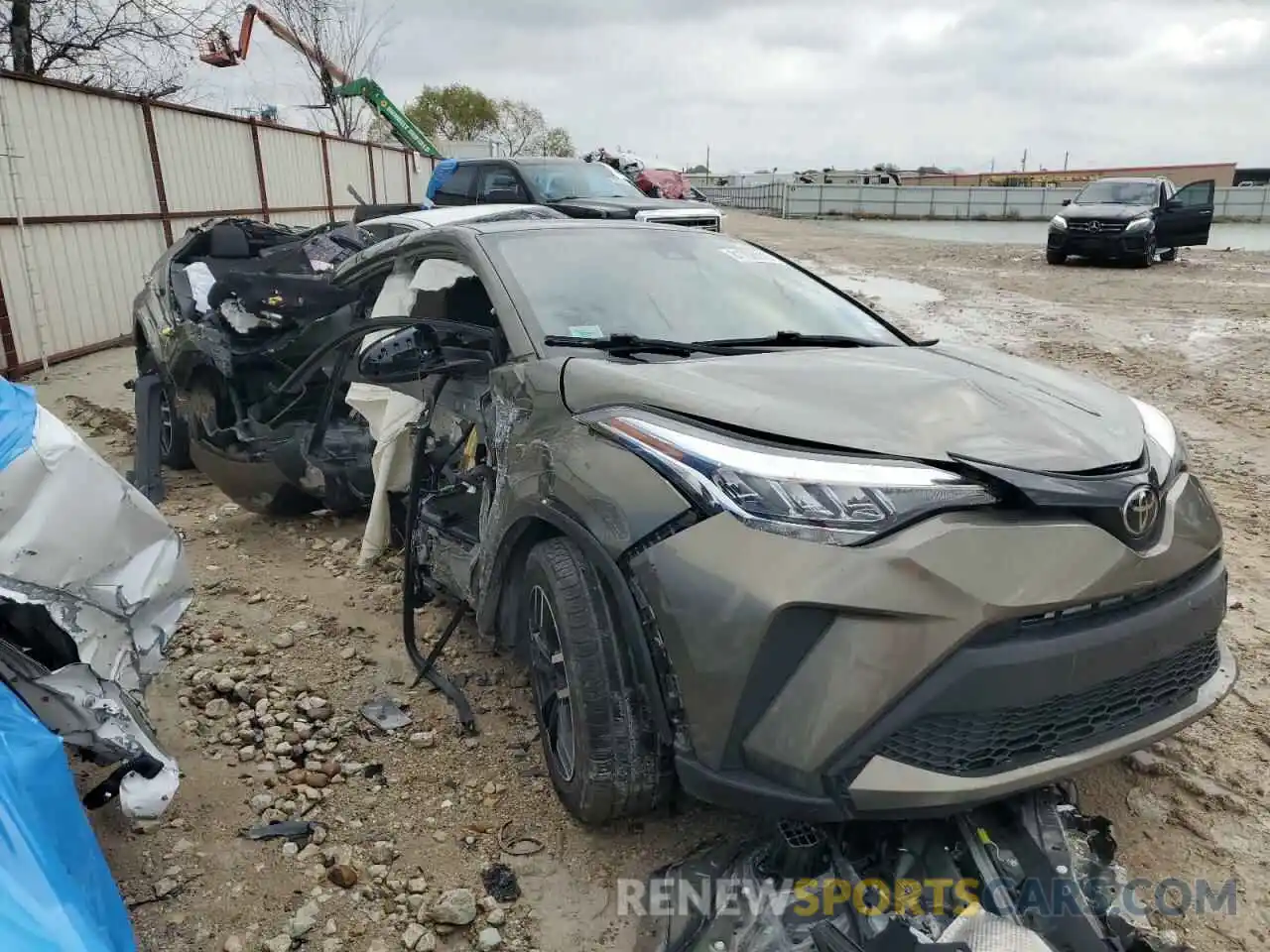 4 Photograph of a damaged car JTNKHMBX3M1095927 TOYOTA C-HR 2021