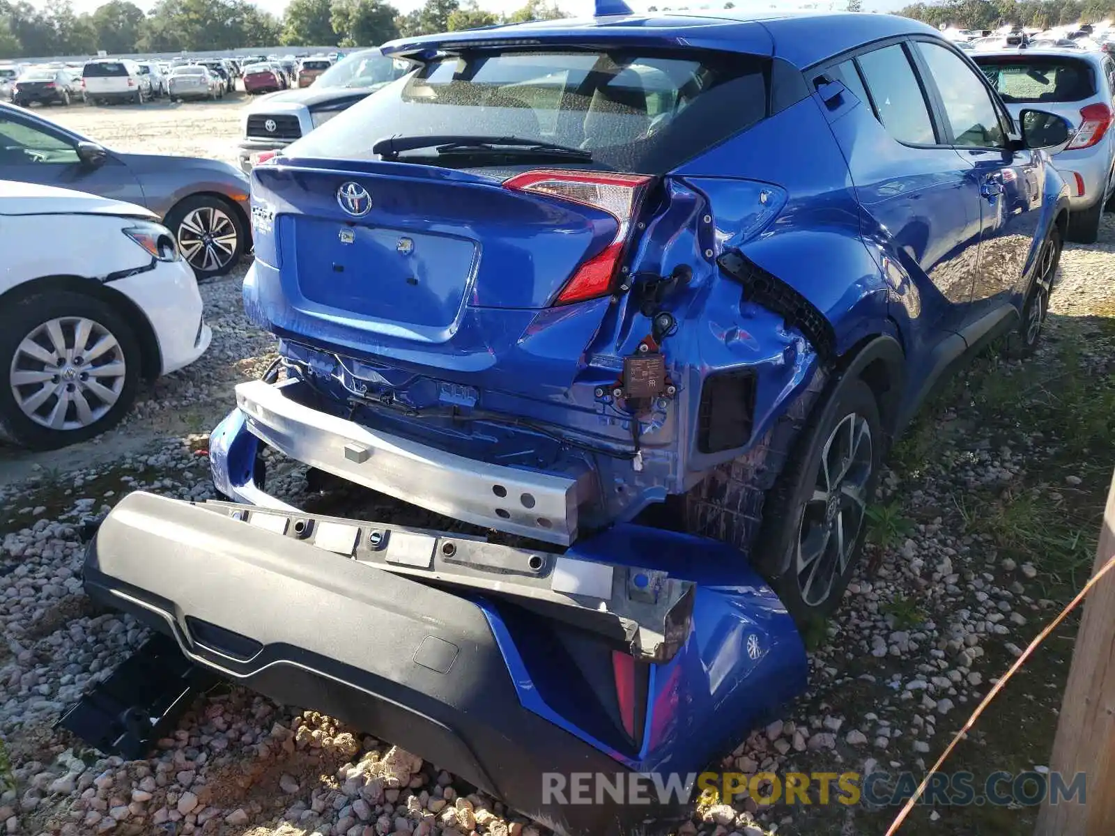 4 Photograph of a damaged car JTNKHMBX3M1098617 TOYOTA C-HR 2021