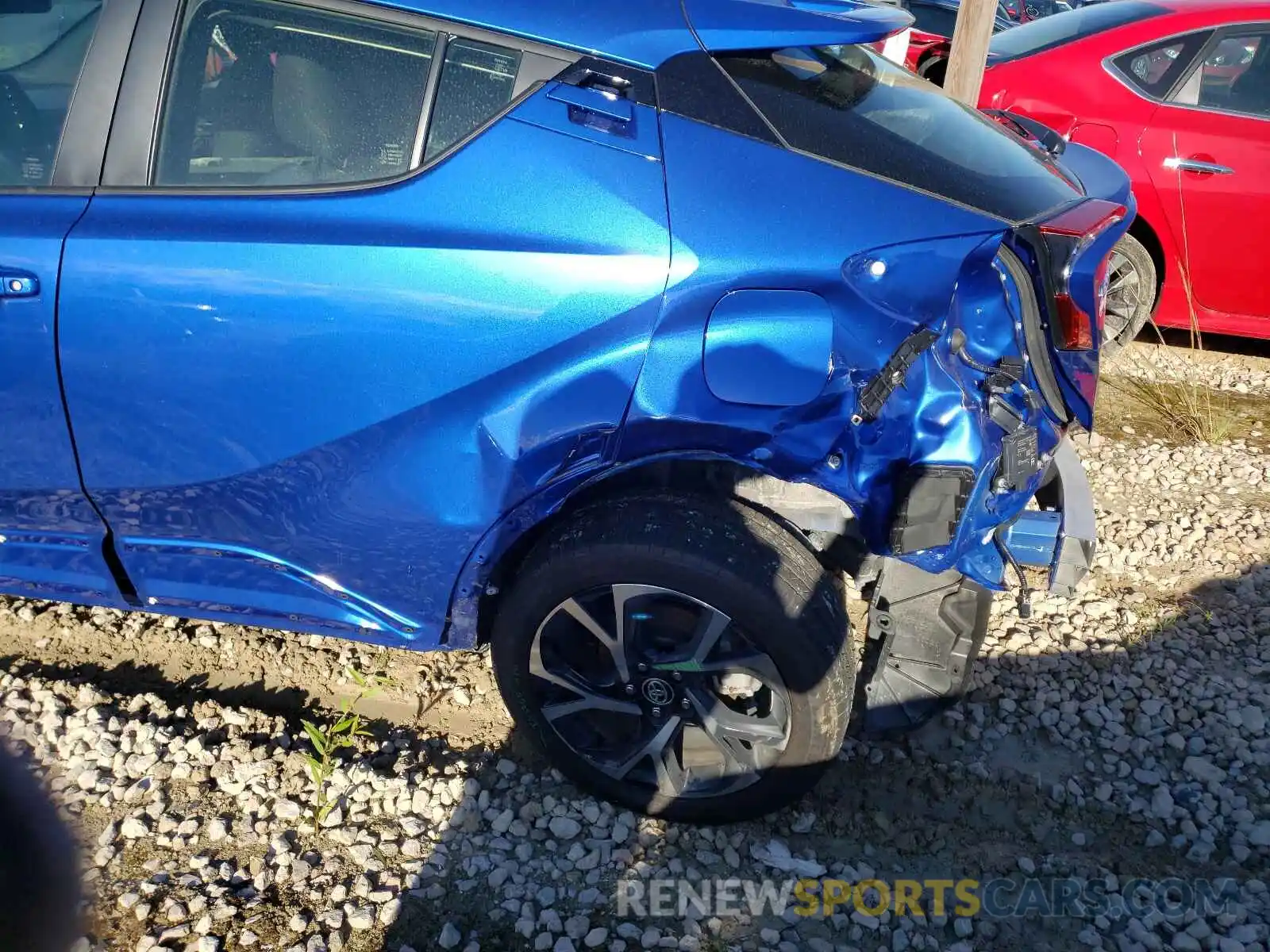 9 Photograph of a damaged car JTNKHMBX3M1098617 TOYOTA C-HR 2021