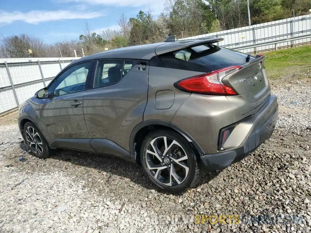 2 Photograph of a damaged car JTNKHMBX4M1098027 TOYOTA C-HR 2021