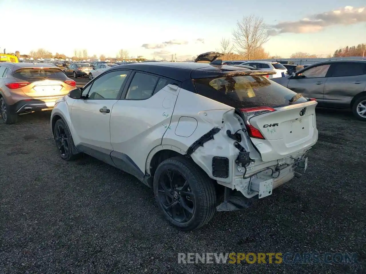 3 Photograph of a damaged car JTNKHMBX4M1103470 TOYOTA C-HR 2021