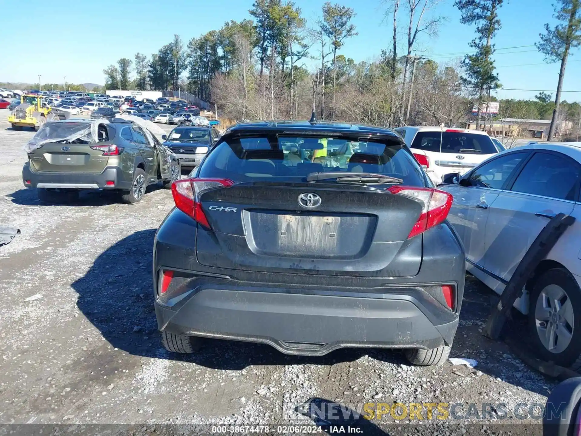 16 Photograph of a damaged car JTNKHMBX4M1107681 TOYOTA C-HR 2021