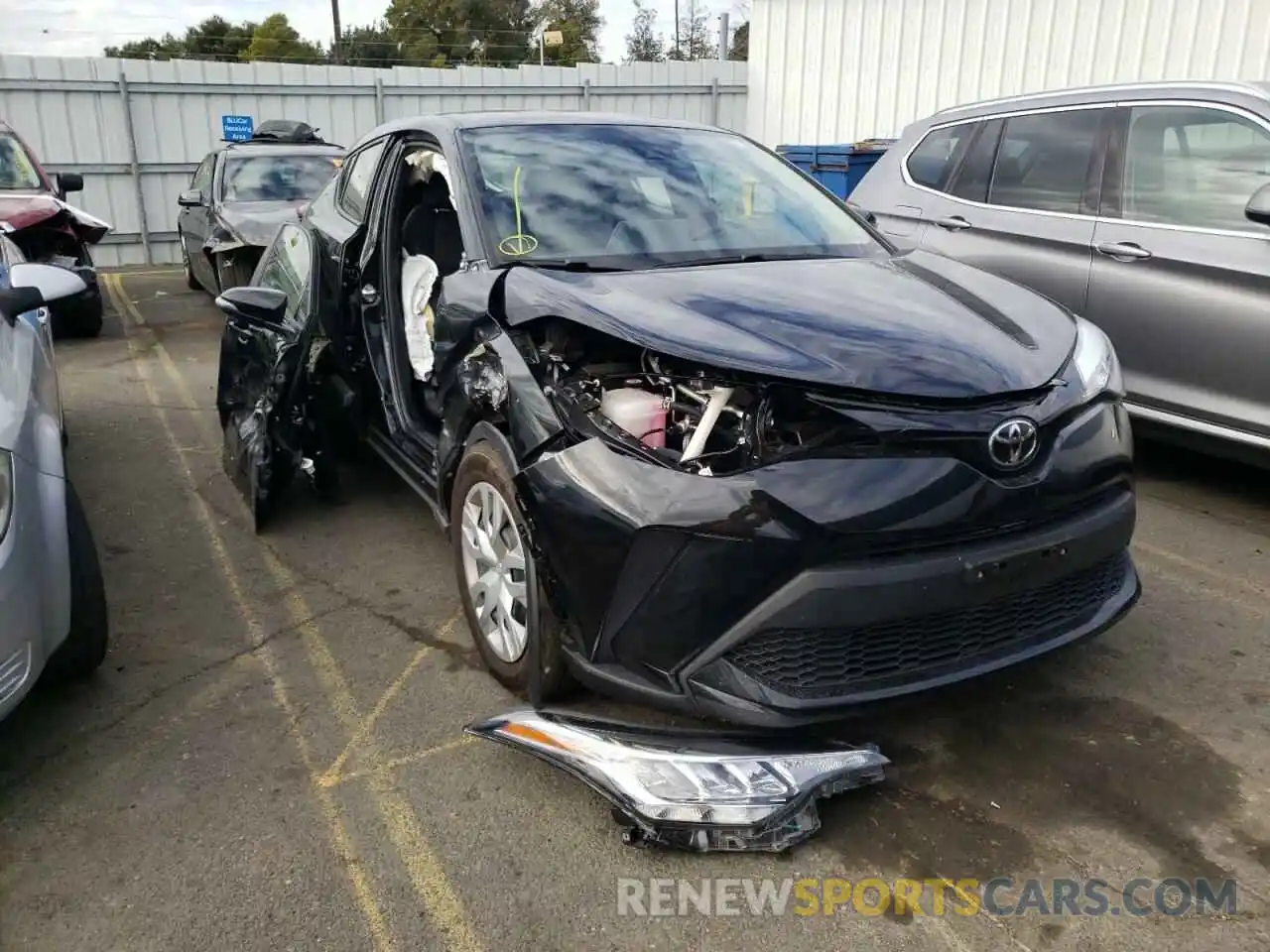 1 Photograph of a damaged car JTNKHMBX4M1125310 TOYOTA C-HR 2021