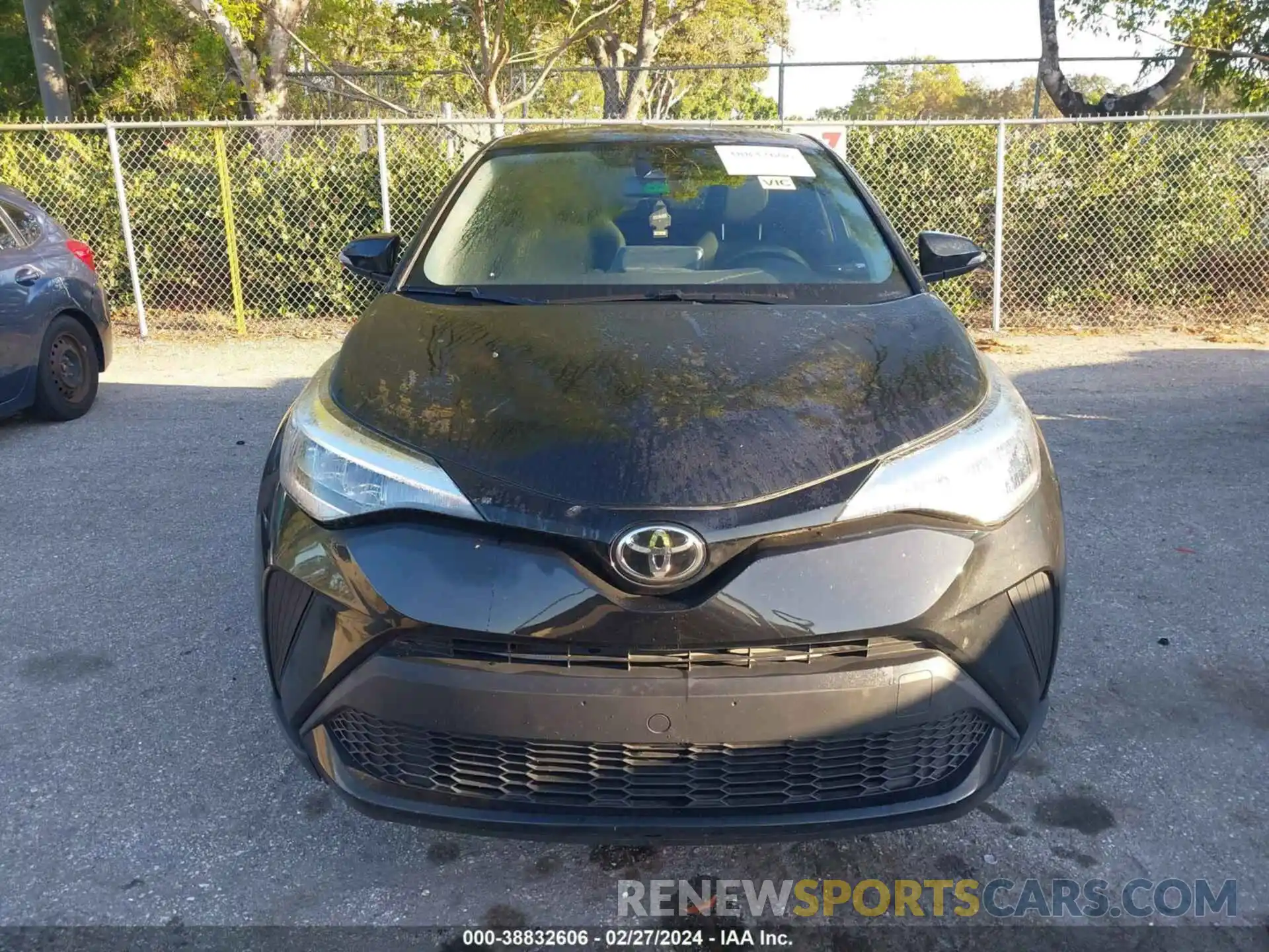 12 Photograph of a damaged car JTNKHMBX5M1095024 TOYOTA C-HR 2021