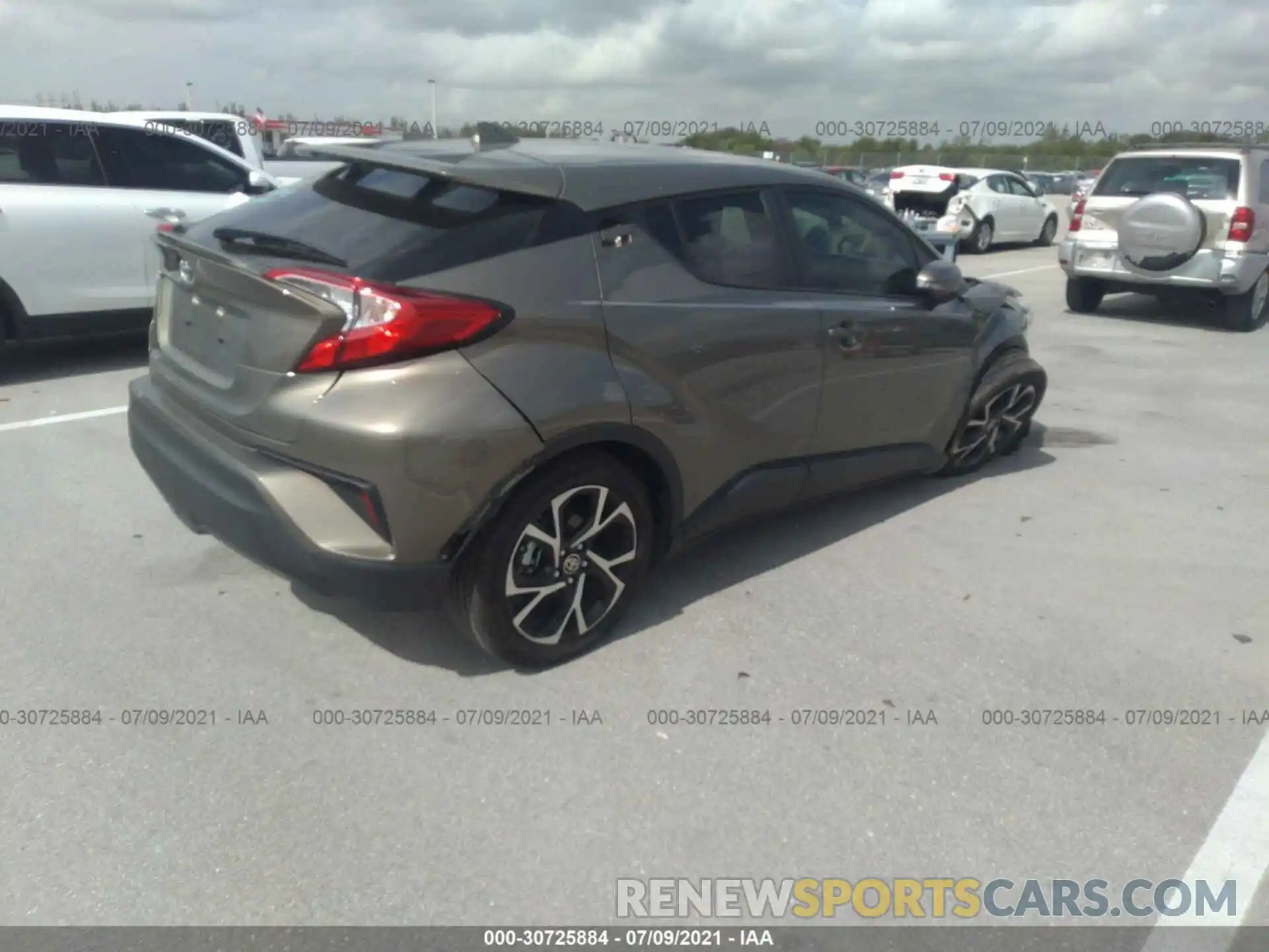 4 Photograph of a damaged car JTNKHMBX5M1104790 TOYOTA C-HR 2021