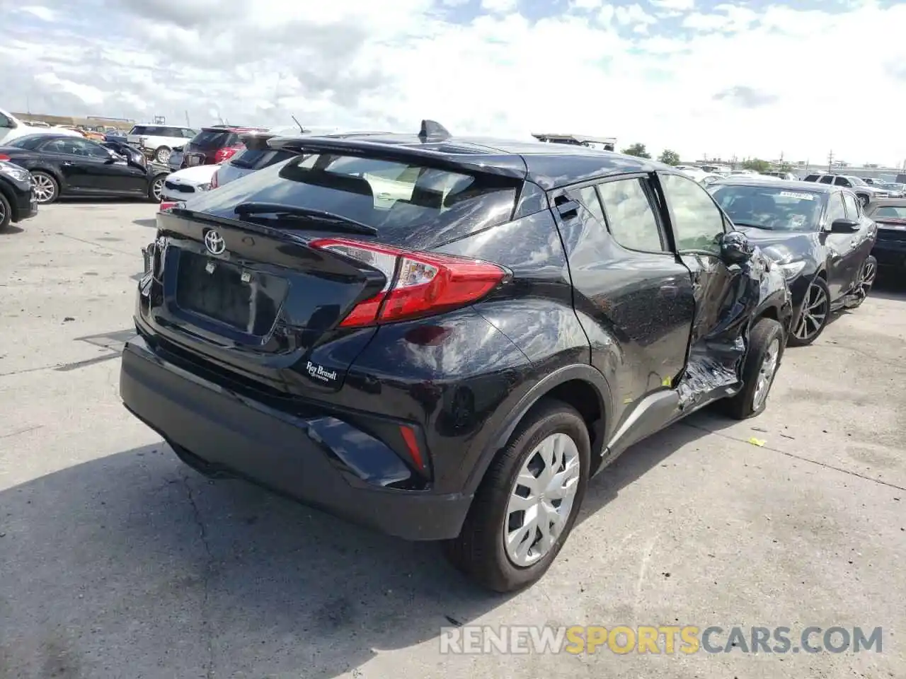 4 Photograph of a damaged car JTNKHMBX5M1107141 TOYOTA C-HR 2021