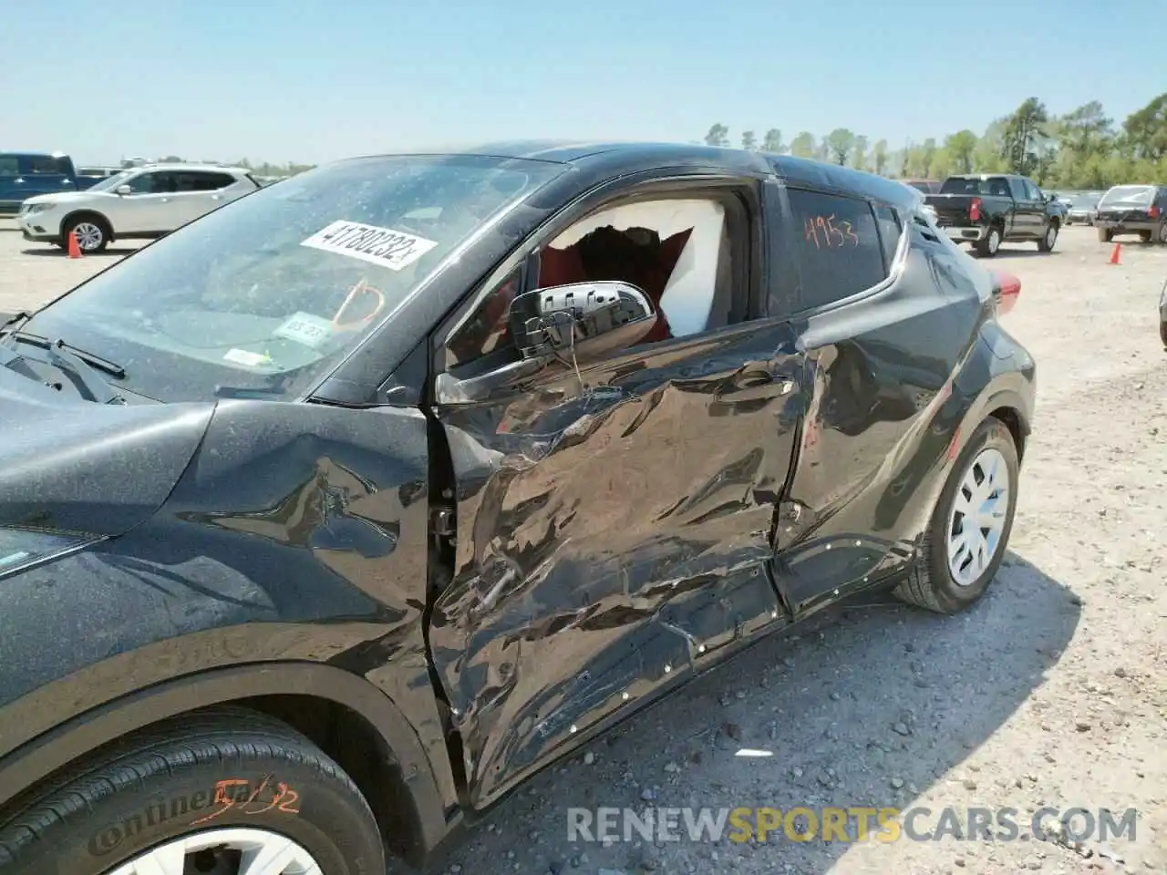 10 Photograph of a damaged car JTNKHMBX5M1111948 TOYOTA C-HR 2021