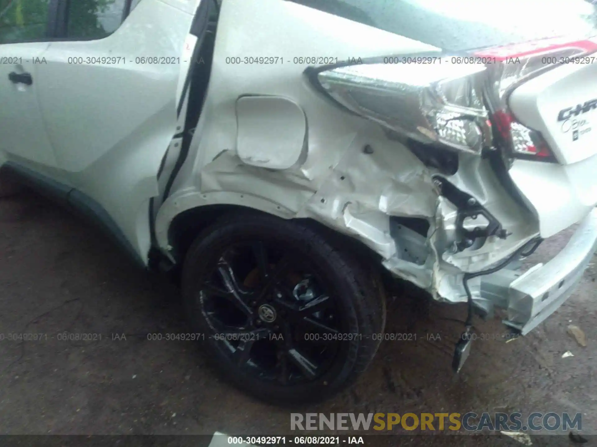 6 Photograph of a damaged car JTNKHMBX5M1112744 TOYOTA C-HR 2021