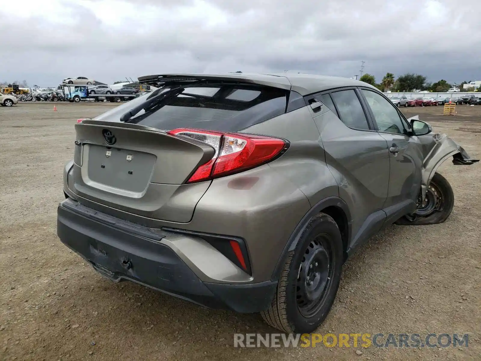 4 Photograph of a damaged car JTNKHMBX6M1096330 TOYOTA C-HR 2021