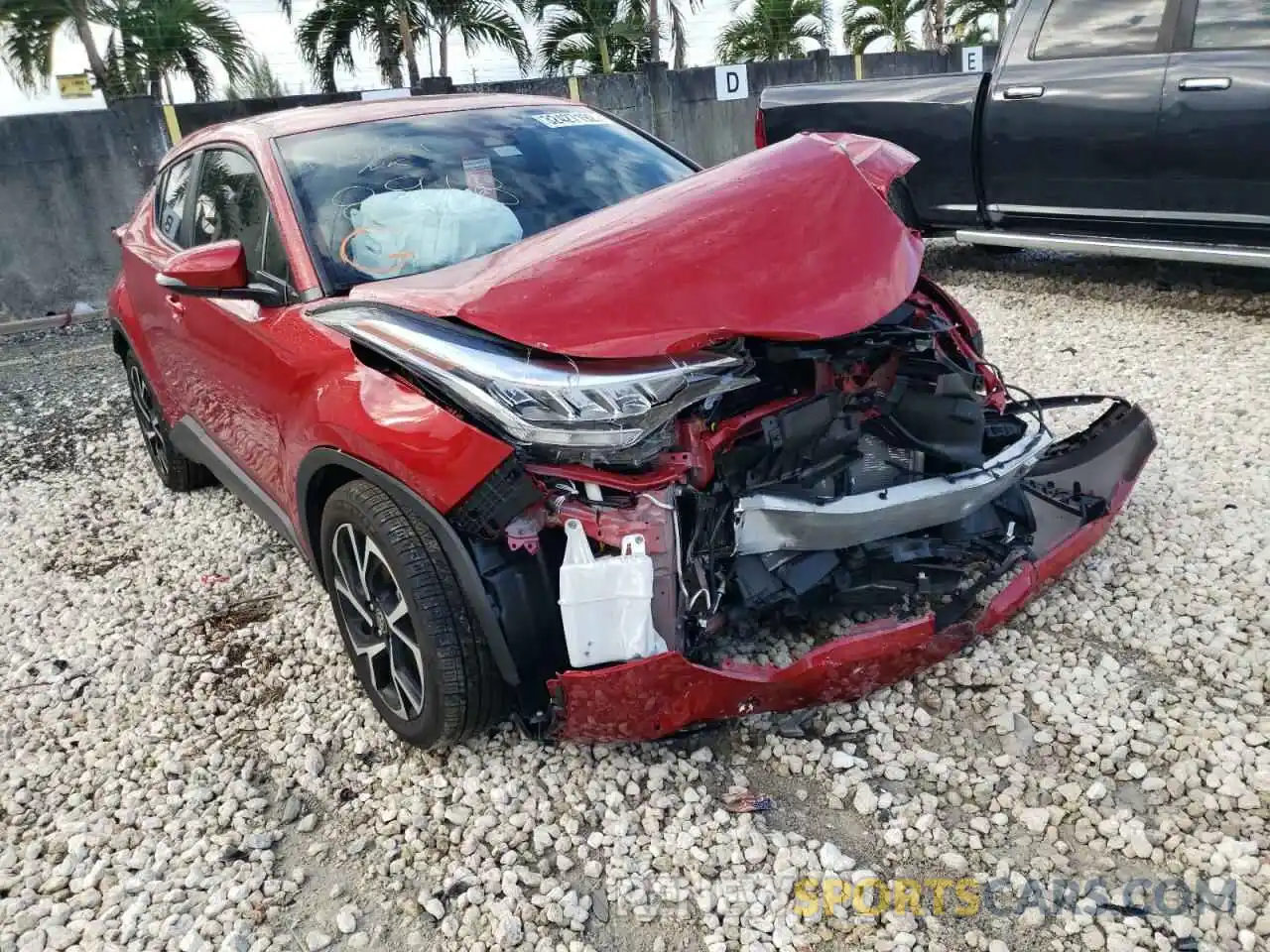 1 Photograph of a damaged car JTNKHMBX6M1098918 TOYOTA C-HR 2021