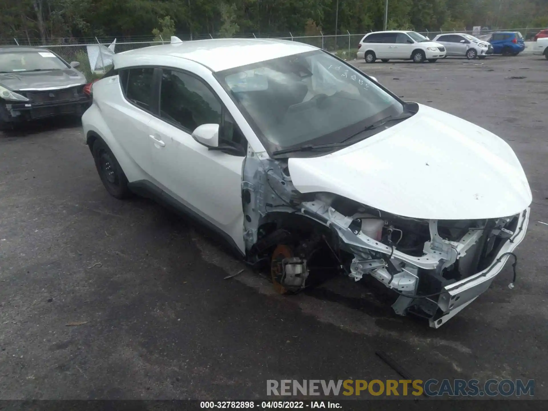 1 Photograph of a damaged car JTNKHMBX6M1107441 TOYOTA C-HR 2021