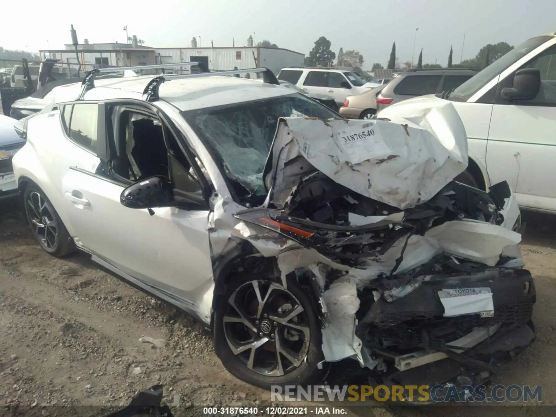 1 Photograph of a damaged car JTNKHMBX6M1110369 TOYOTA C-HR 2021