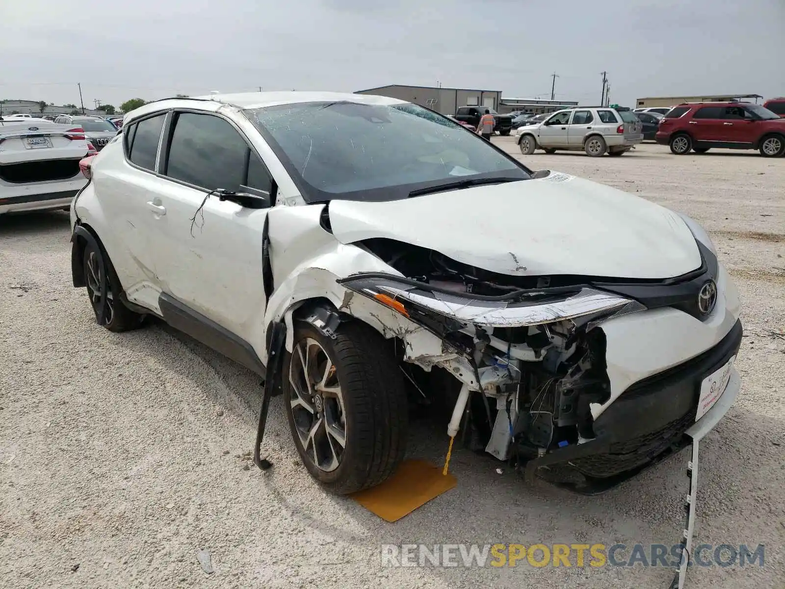 1 Photograph of a damaged car JTNKHMBX6M1114454 TOYOTA C-HR 2021