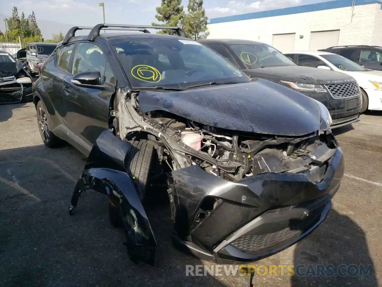 1 Photograph of a damaged car JTNKHMBX6M1116978 TOYOTA C-HR 2021