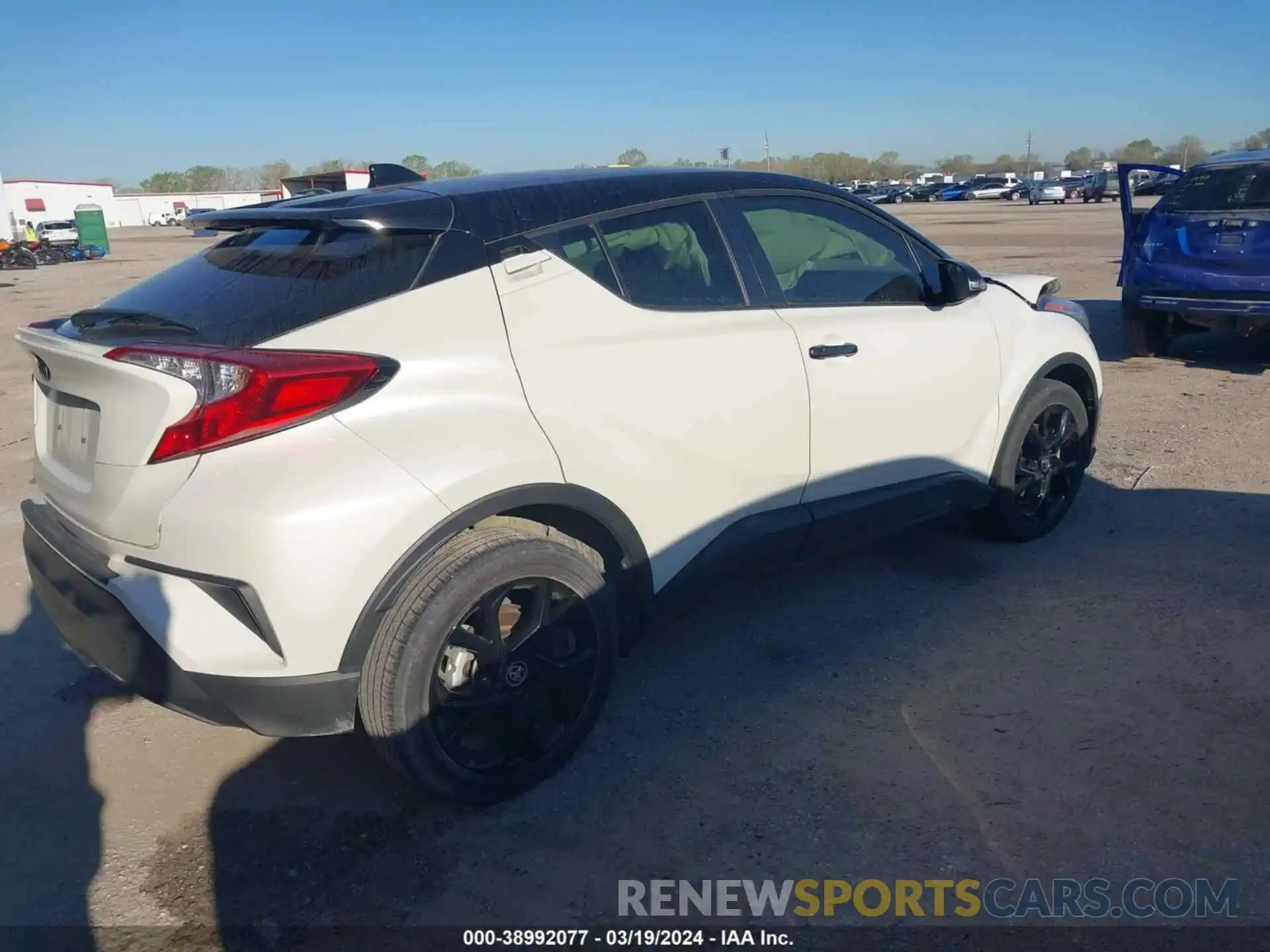 4 Photograph of a damaged car JTNKHMBX6M1122392 TOYOTA C-HR 2021