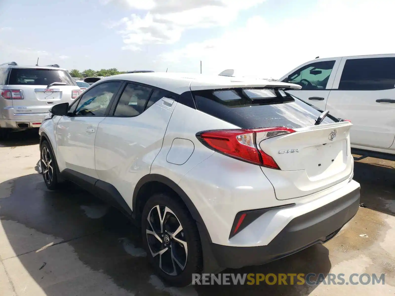 3 Photograph of a damaged car JTNKHMBX7M1105391 TOYOTA C-HR 2021