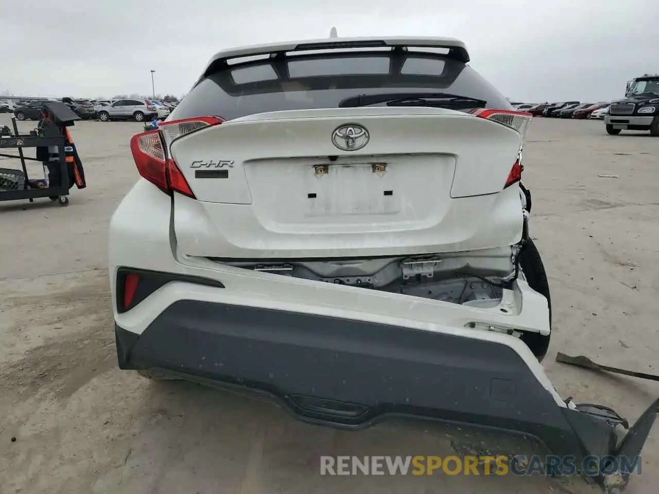 6 Photograph of a damaged car JTNKHMBX8M1106811 TOYOTA C-HR 2021