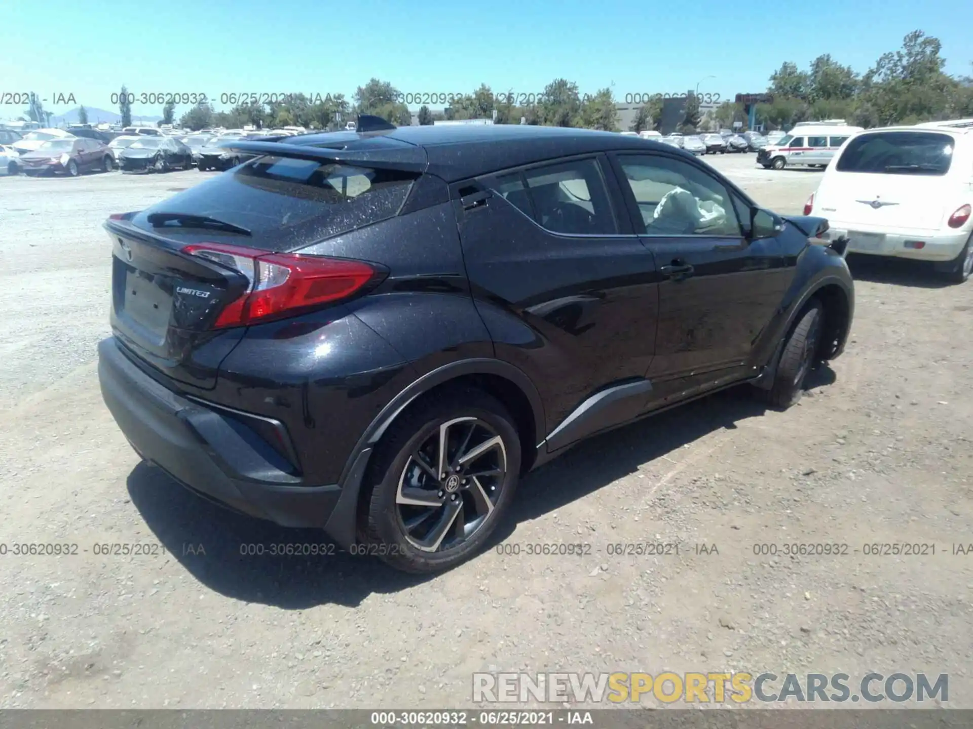 4 Photograph of a damaged car JTNKHMBX8M1116304 TOYOTA C-HR 2021