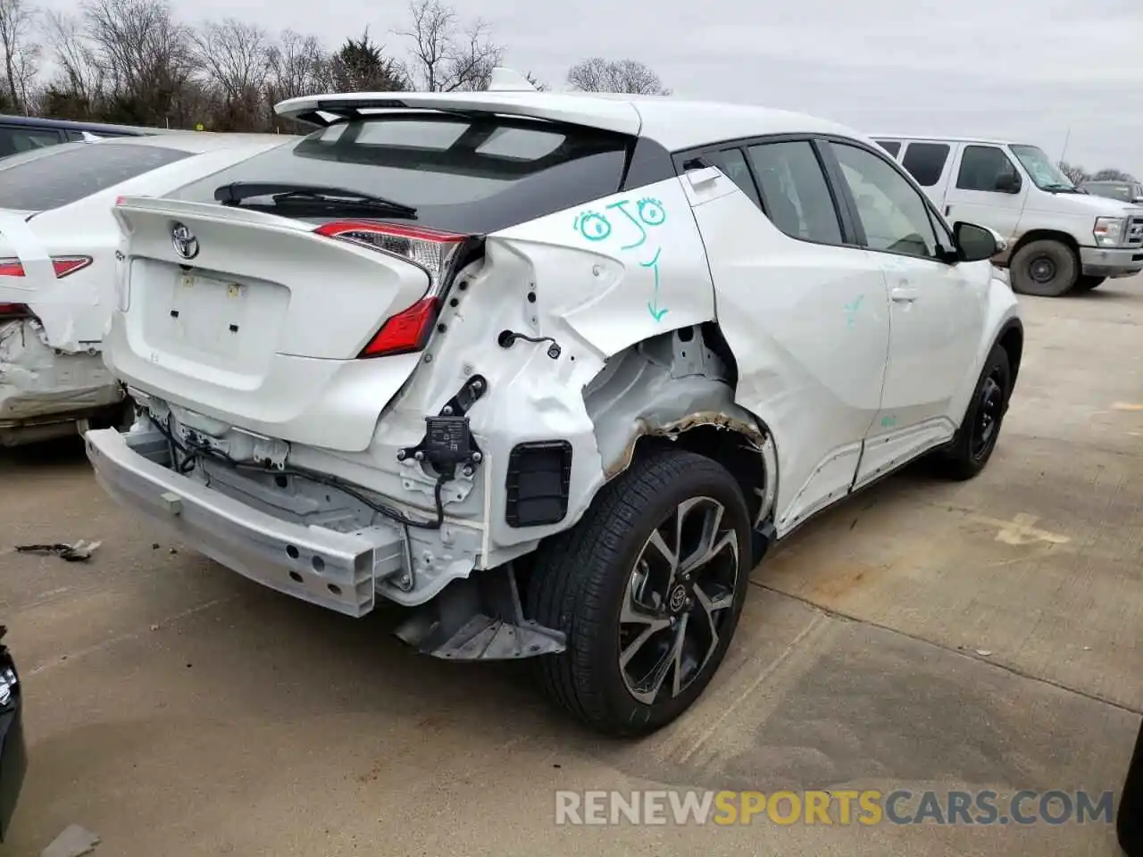 4 Photograph of a damaged car JTNKHMBX9M1097164 TOYOTA C-HR 2021