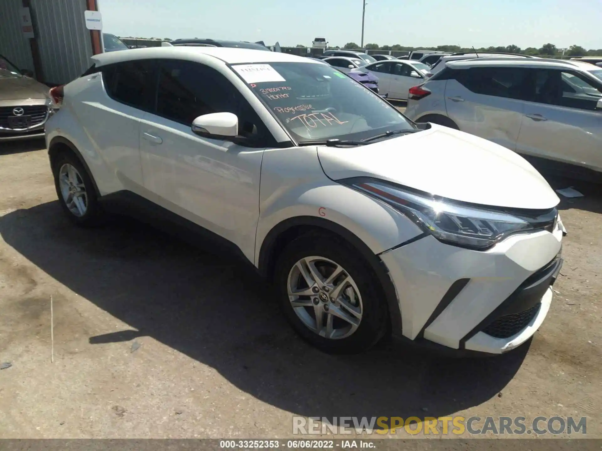 1 Photograph of a damaged car JTNKHMBX9M1109751 TOYOTA C-HR 2021