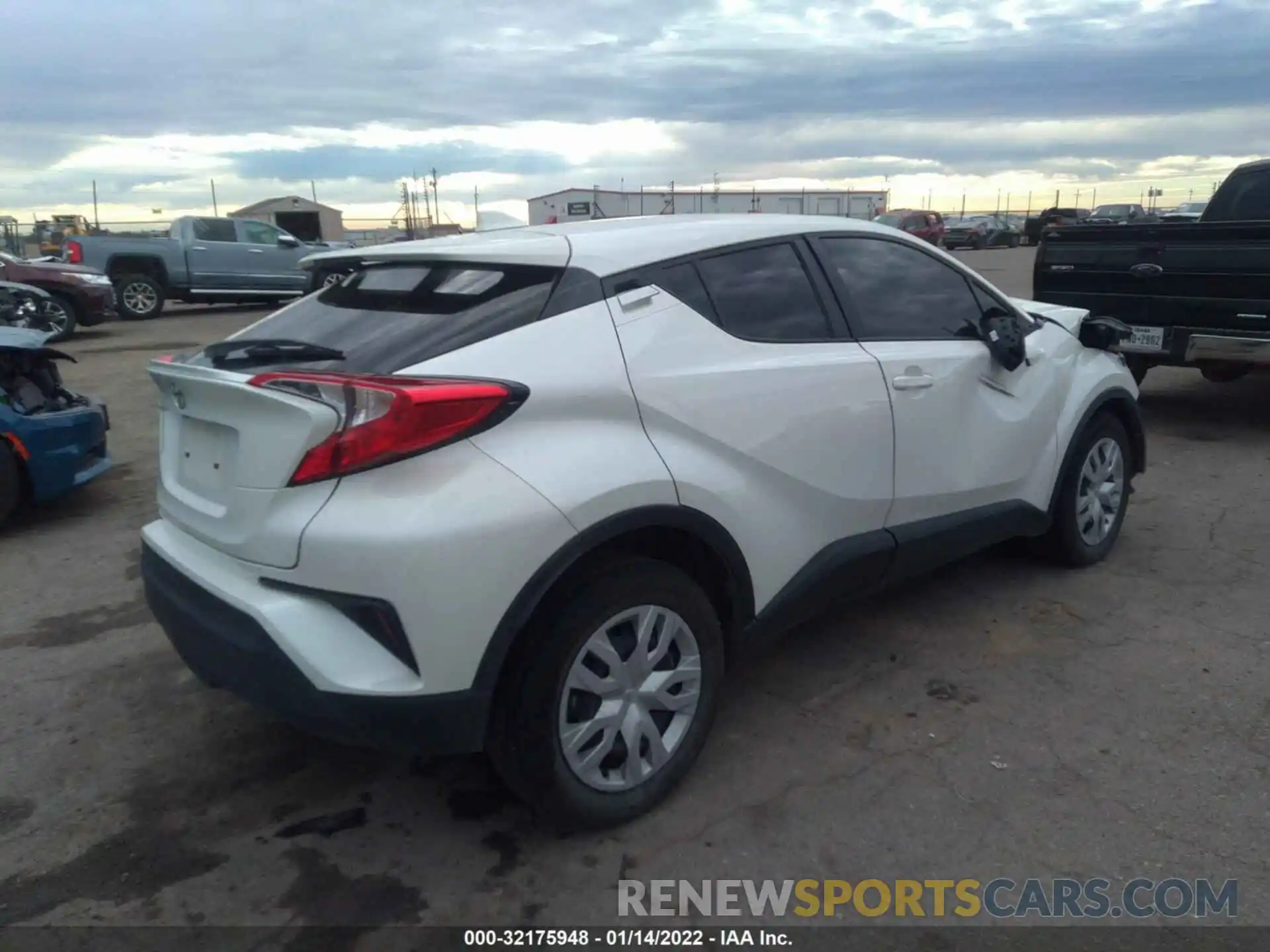 4 Photograph of a damaged car JTNKHMBX9M1110060 TOYOTA C-HR 2021