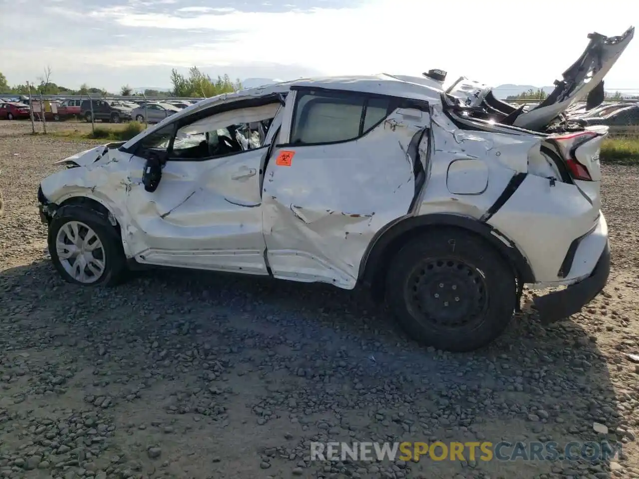 10 Photograph of a damaged car JTNKHMBX9M1117543 TOYOTA C-HR 2021